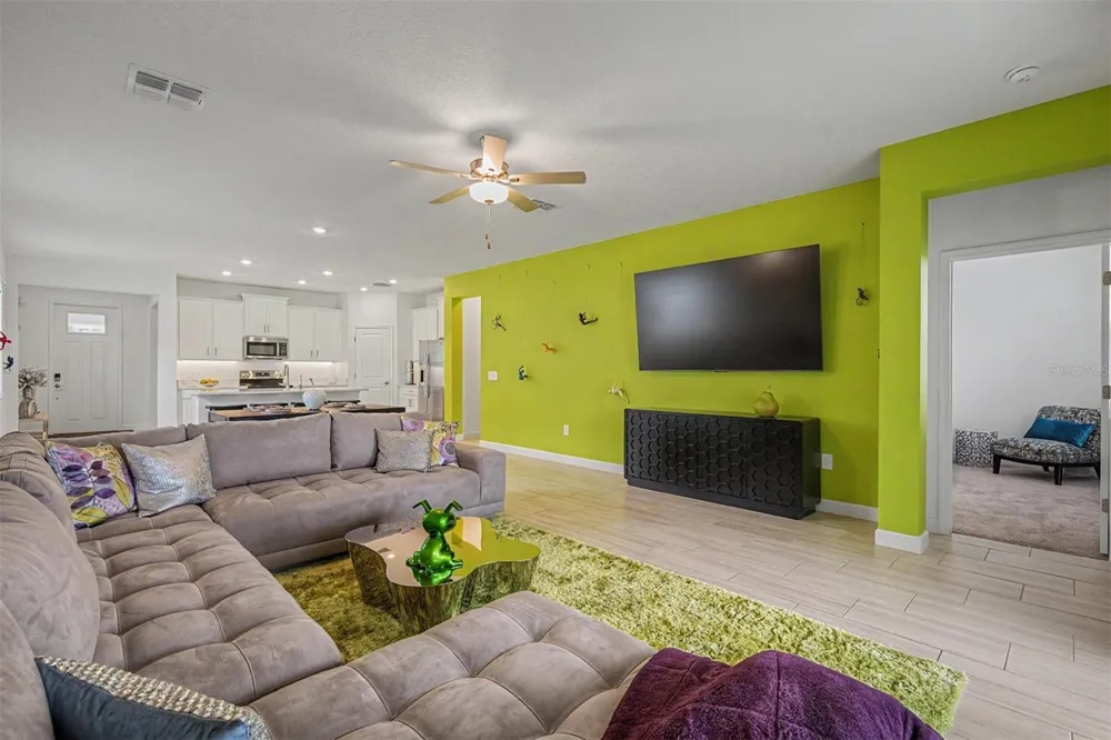 10733 TUPPER CAY DRIVE San Antonio, FL 33576