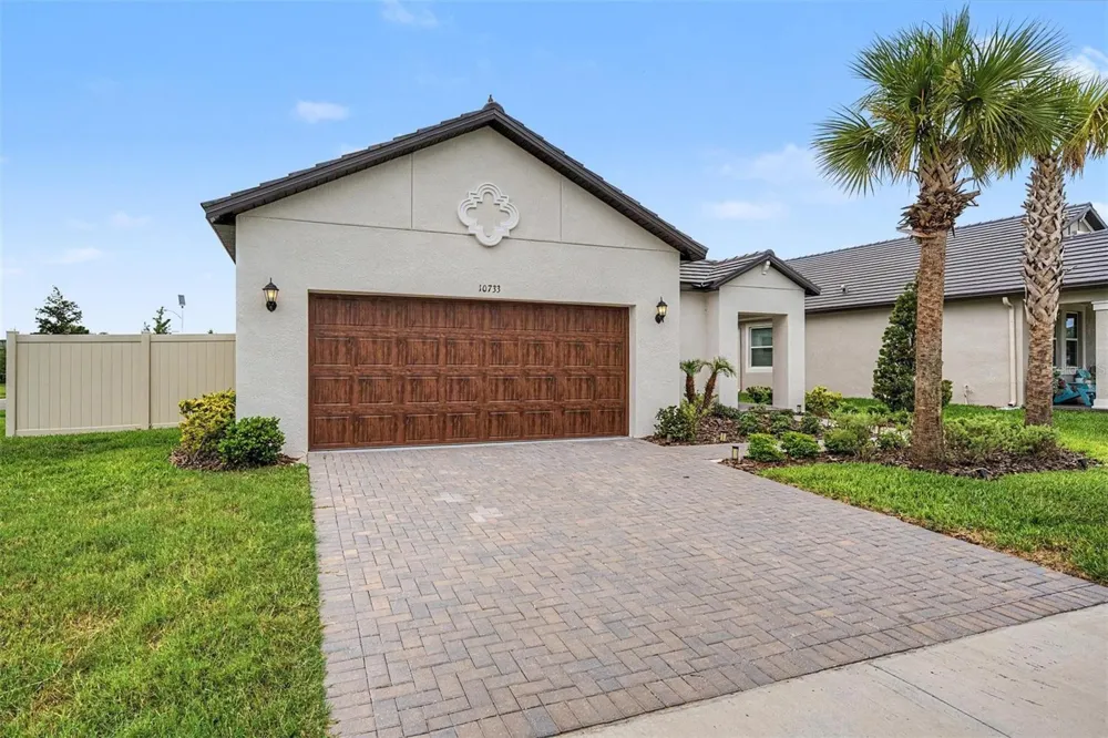 10733 TUPPER CAY DRIVE San Antonio, FL 33576