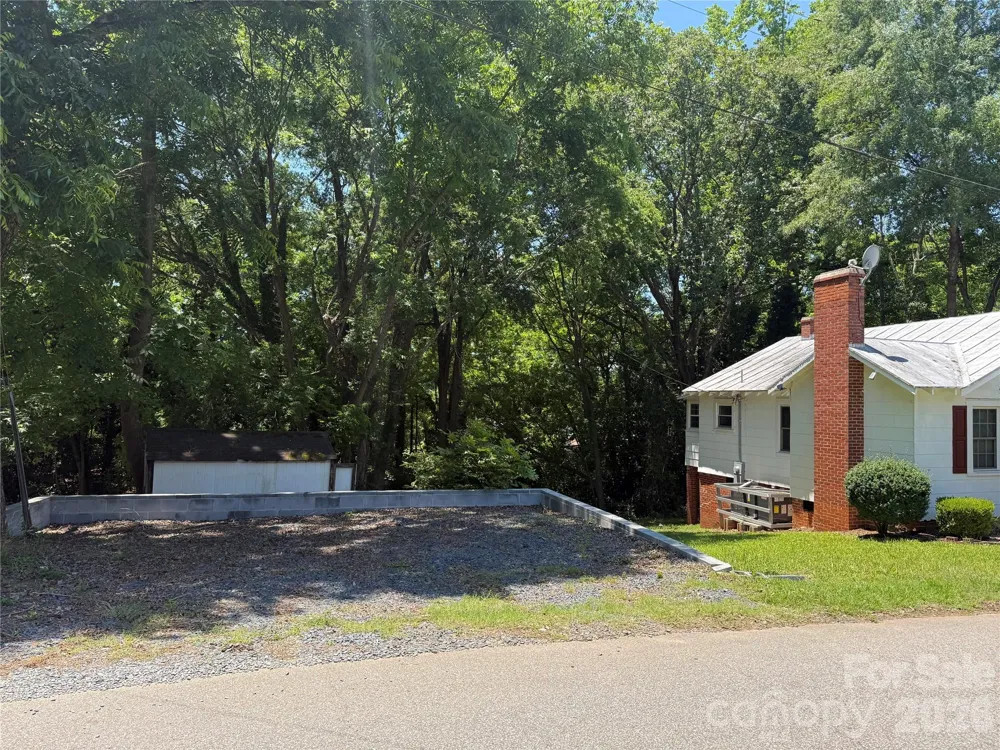 122 E Hargrave Street Wadesboro, NC 28170