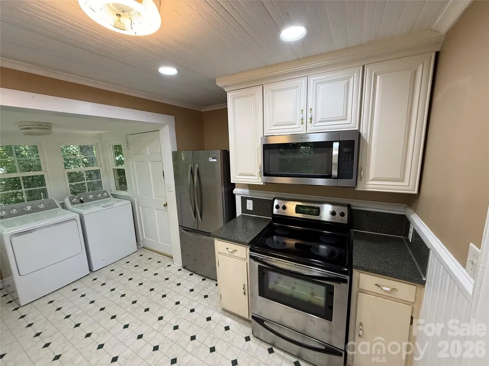 122 E Hargrave Street Wadesboro, NC 28170