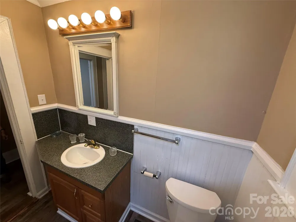 122 E Hargrave Street Wadesboro, NC 28170