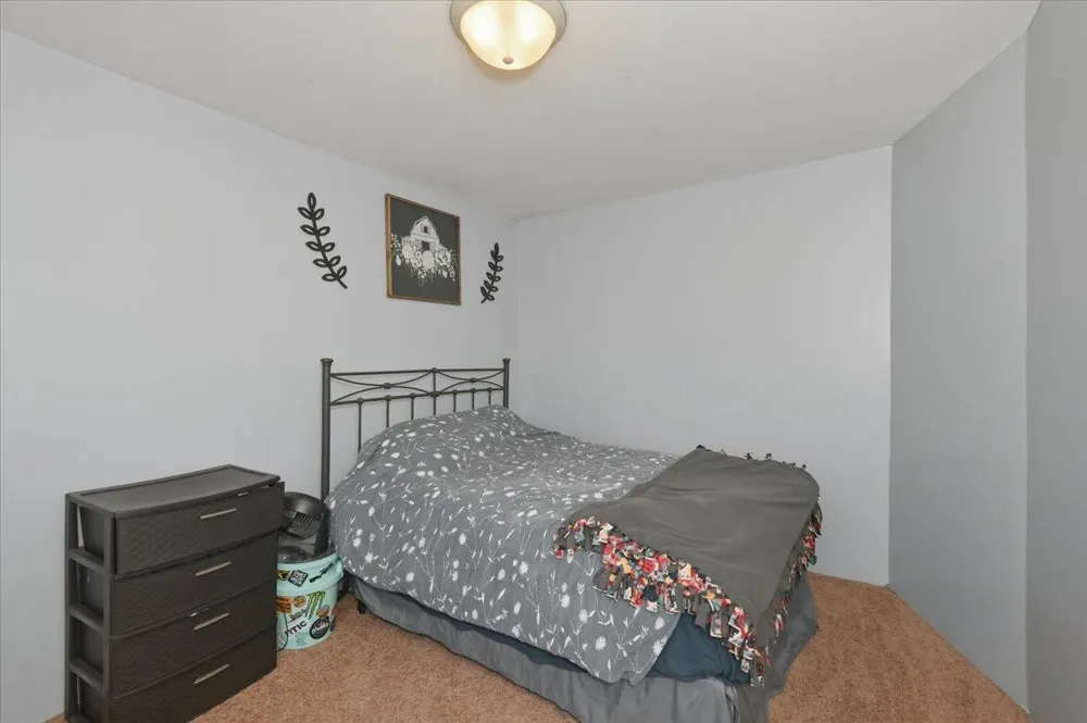 6411 S Preston Road Superior, WI 54880