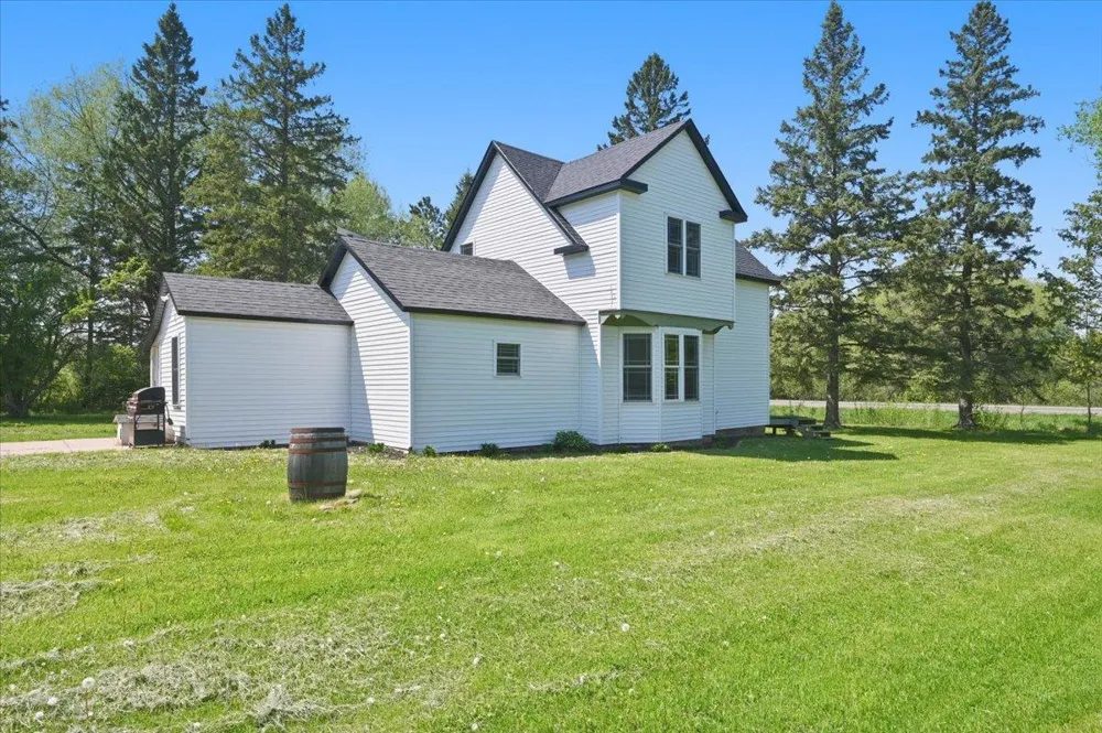 6411 S Preston Road Superior, WI 54880