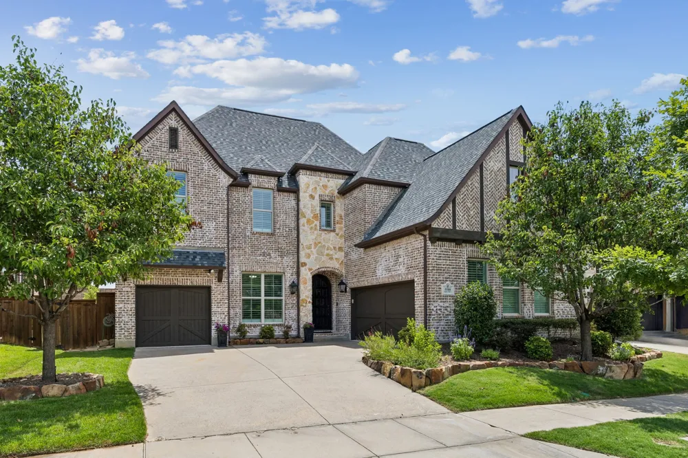 5588 Highflyer Hills Trail