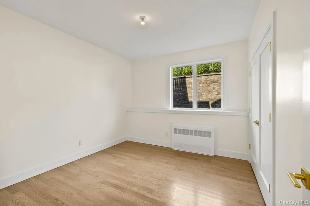 4103 Corner Street Spring Valley, NY 10977