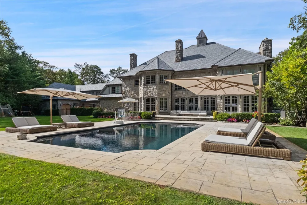 9 Terrace Circle Armonk, NY 10504