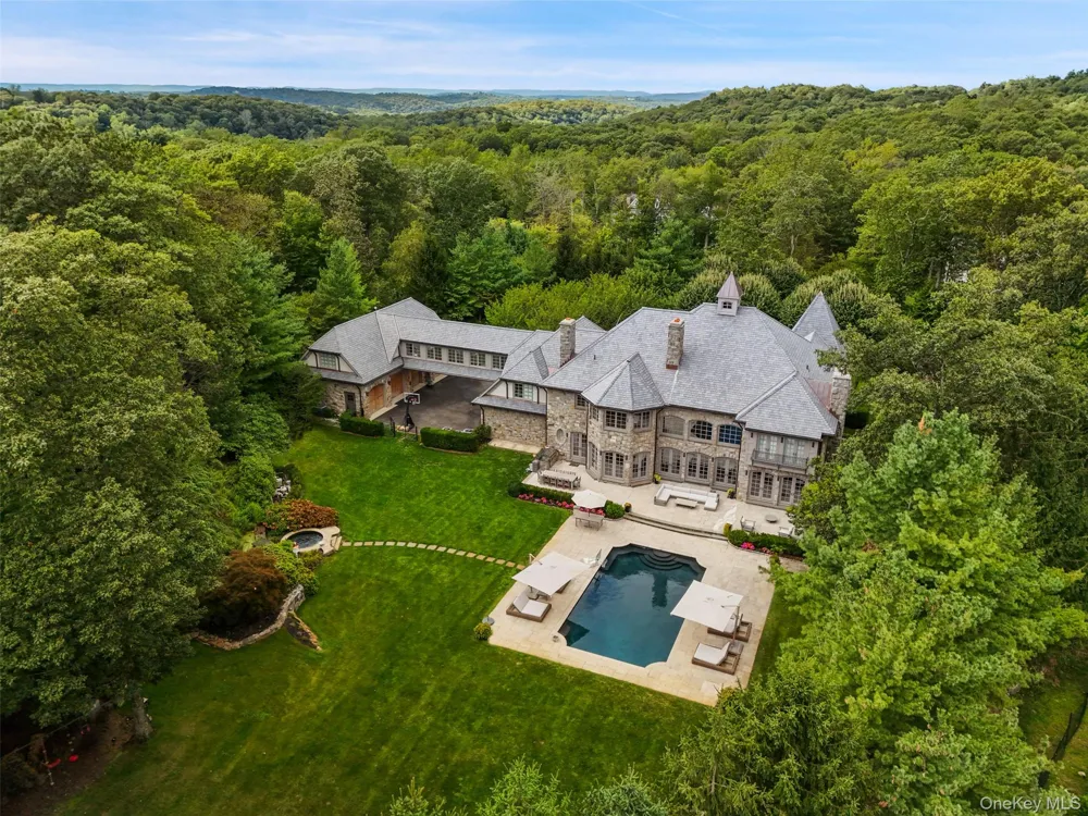9 Terrace Circle Armonk, NY 10504