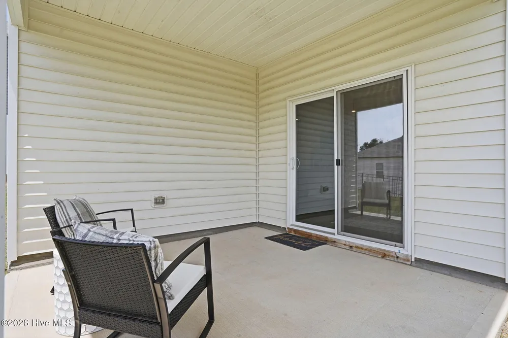 51 Coffee Tree Circle Clayton, NC 27527