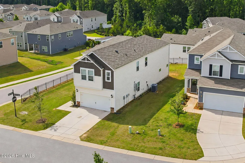 51 Coffee Tree Circle Clayton, NC 27527