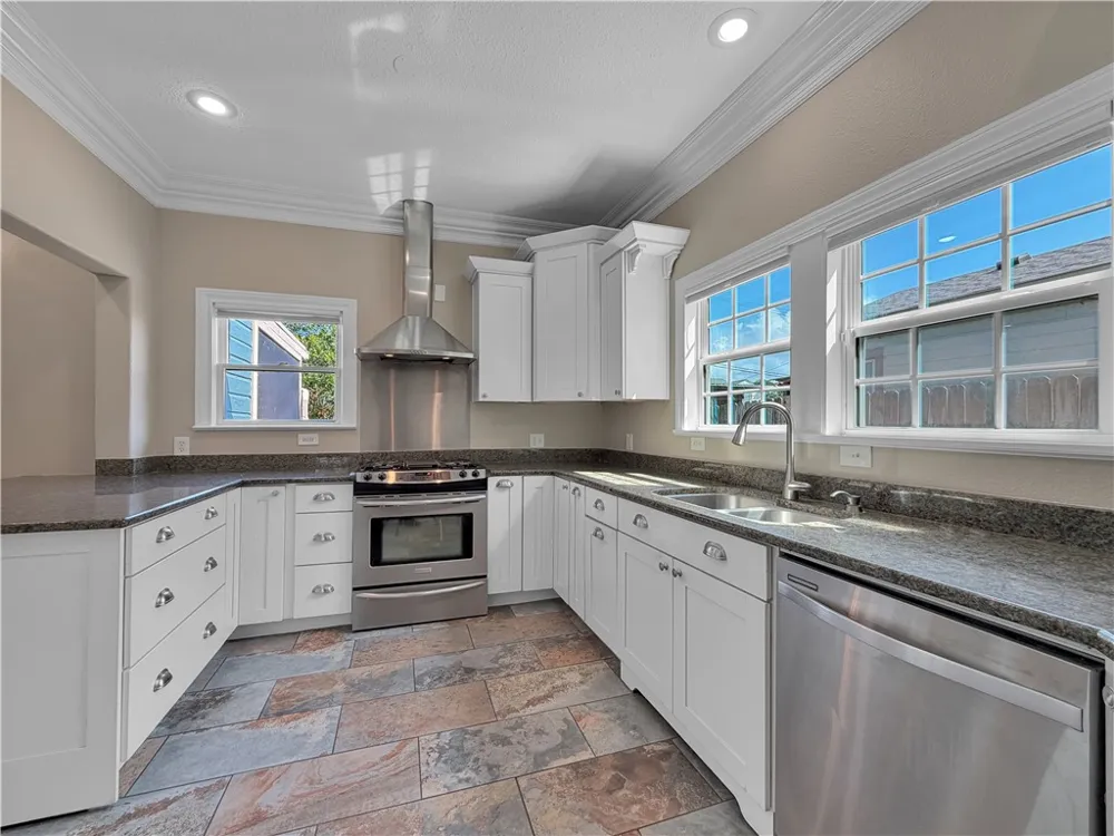 219 Leming Avenue Corpus Christi, TX 78404