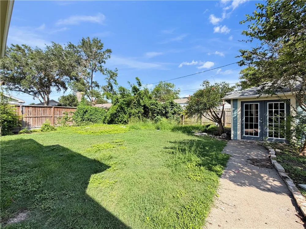 219 Leming Avenue Corpus Christi, TX 78404