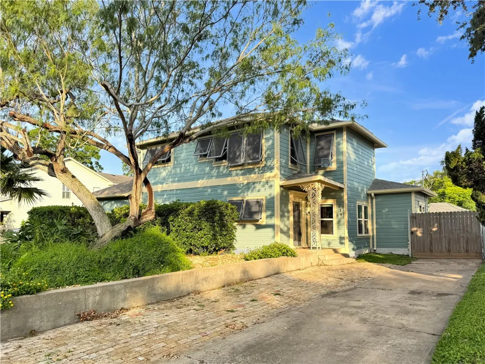 219 Leming Avenue Corpus Christi, TX 78404