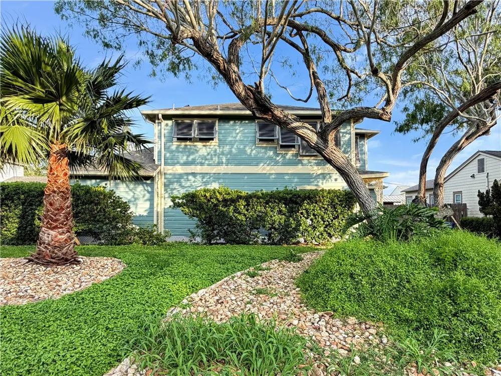 219 Leming Avenue Corpus Christi, TX 78404