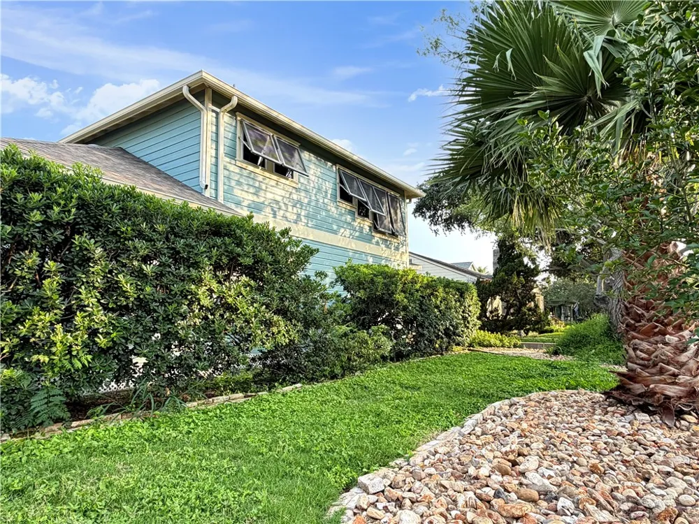 219 Leming Avenue Corpus Christi, TX 78404