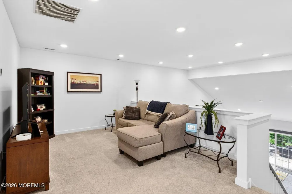 72 Aqueduct Boulevard New Egypt, NJ 08533