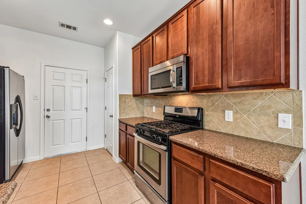 11400 W Parmer Lane #102 Cedar Park, TX 78613