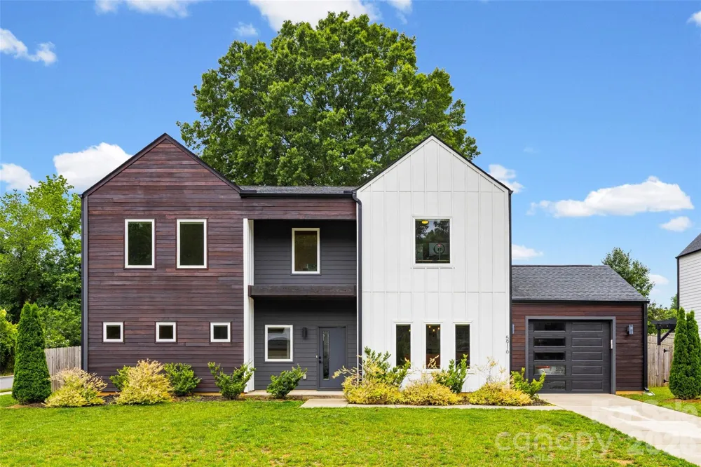 5916 Pepper Bush Lane
