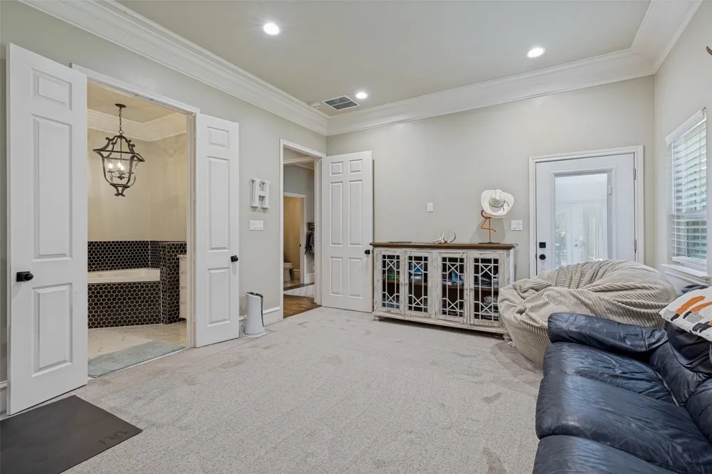 1148 County Road 1591 Alvord, TX 76225