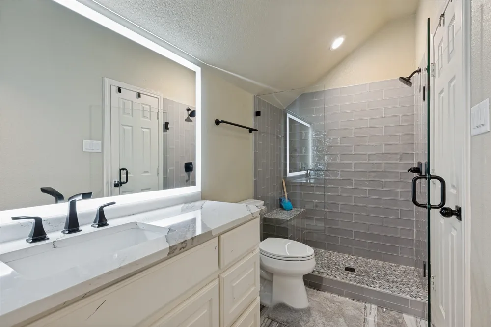1148 County Road 1591 Alvord, TX 76225