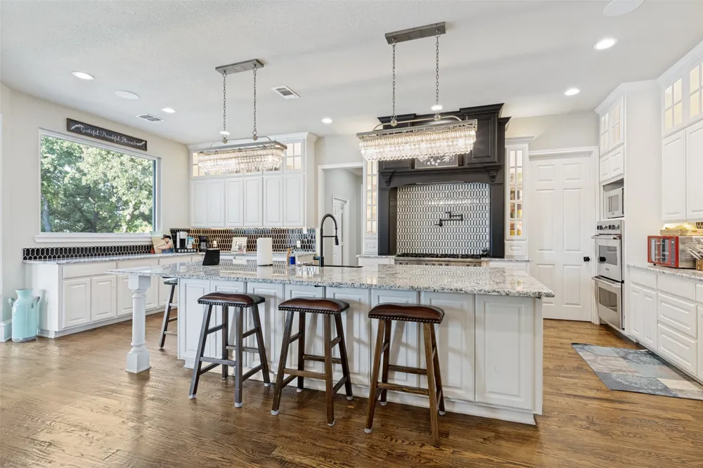 1148 County Road 1591 Alvord, TX 76225