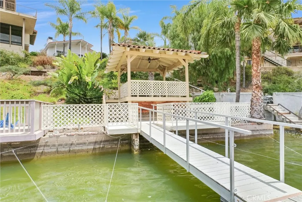 29795 Eagle Point Canyon Lake, CA 92587