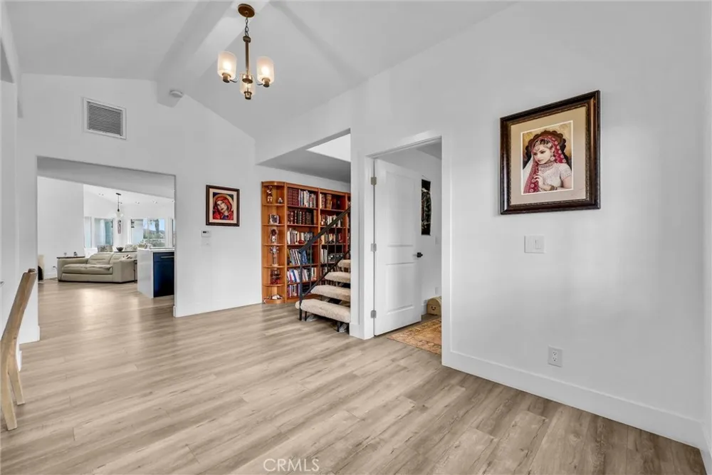 29795 Eagle Point Canyon Lake, CA 92587