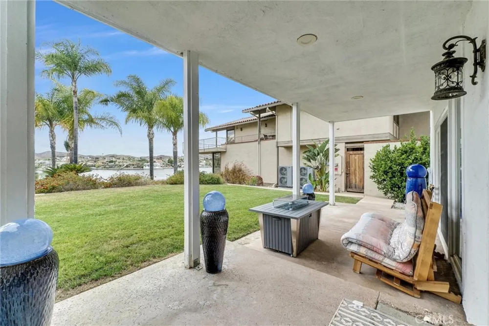 29795 Eagle Point Canyon Lake, CA 92587