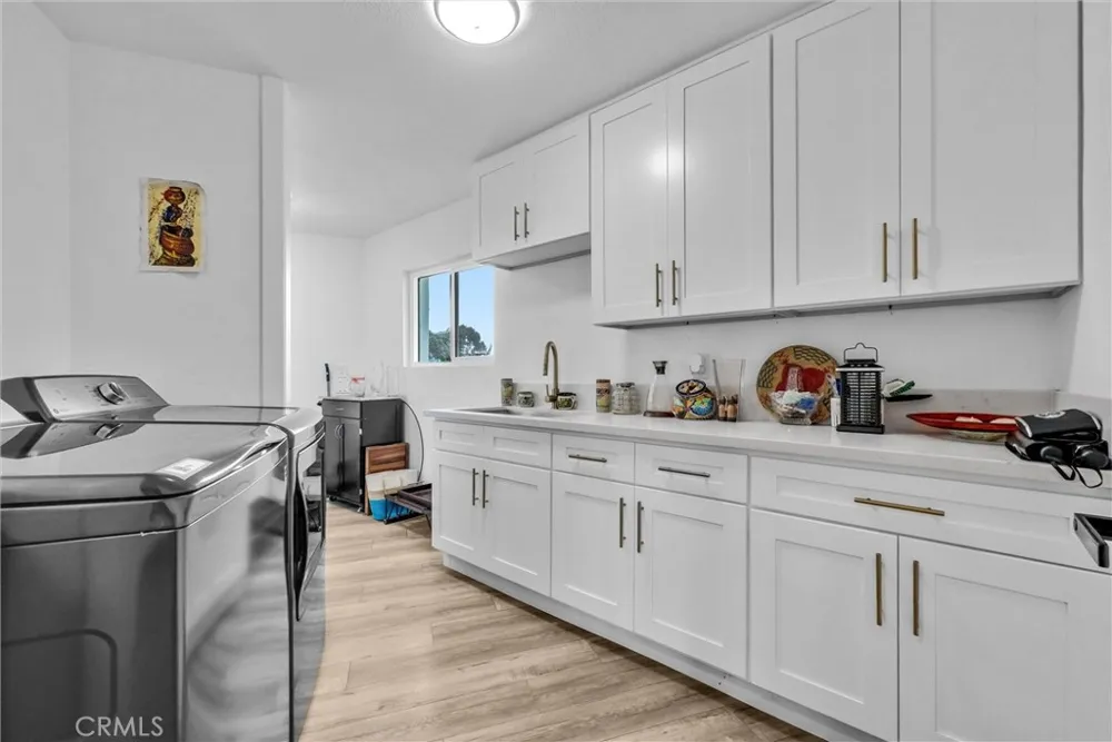 29795 Eagle Point Canyon Lake, CA 92587