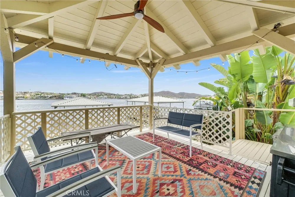 29795 Eagle Point Canyon Lake, CA 92587