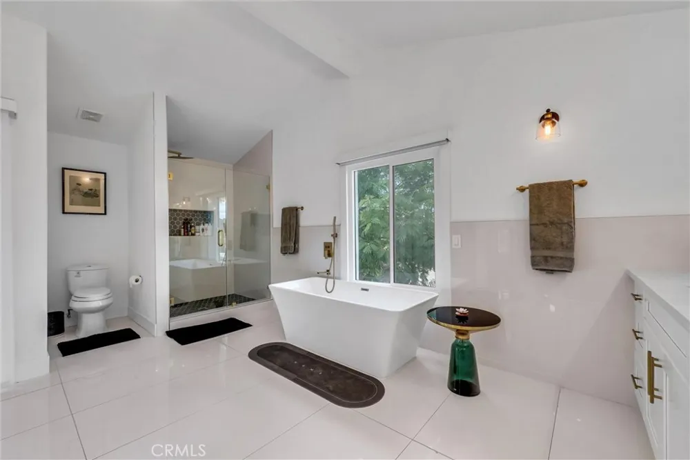 29795 Eagle Point Canyon Lake, CA 92587