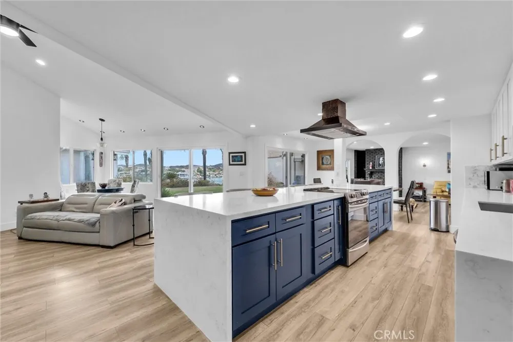29795 Eagle Point Canyon Lake, CA 92587