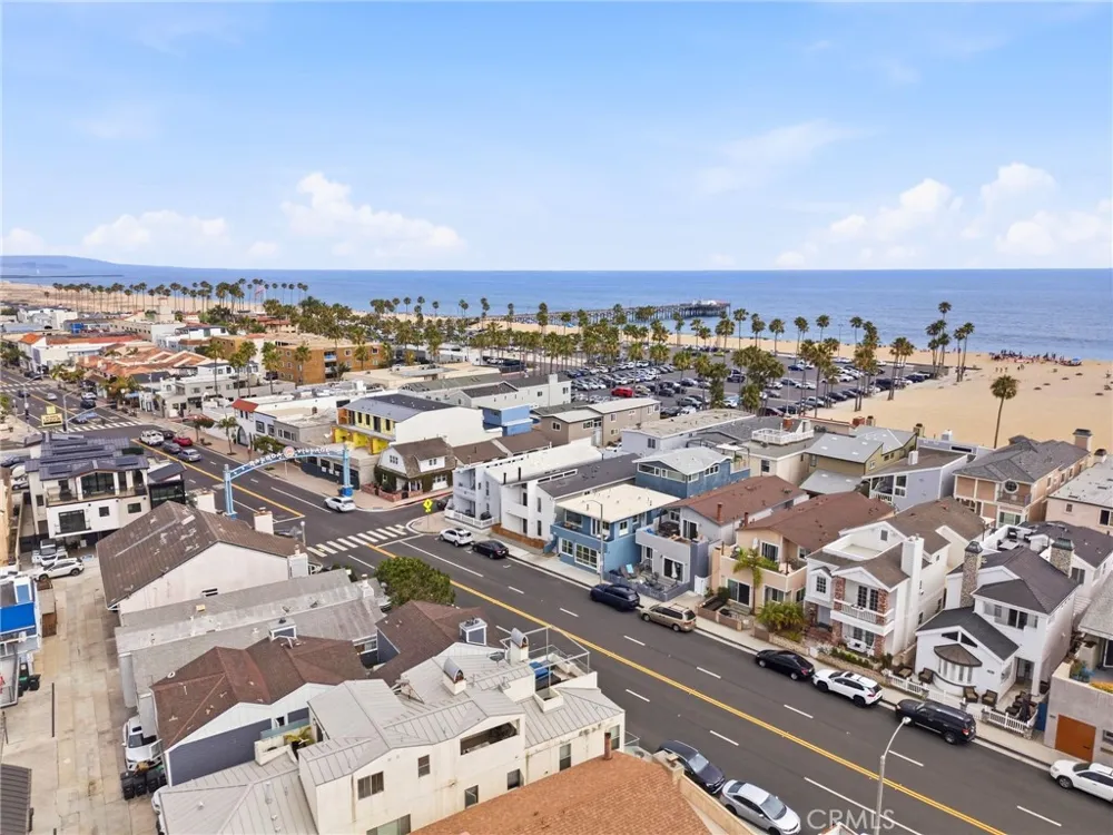 419 E Balboa Newport Beach, CA 92661