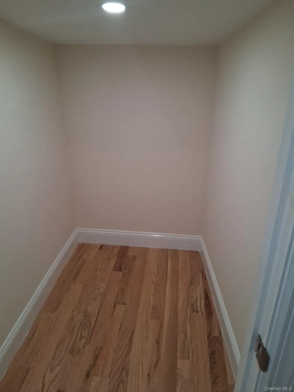 601 E 226th Street Bronx, NY 10466