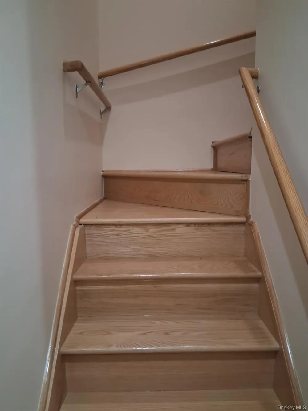 601 E 226th Street Bronx, NY 10466