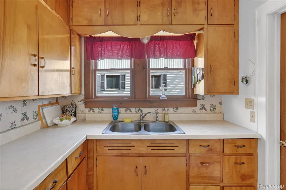 3005 Hanchett Street Carrollton Township, MI 48604