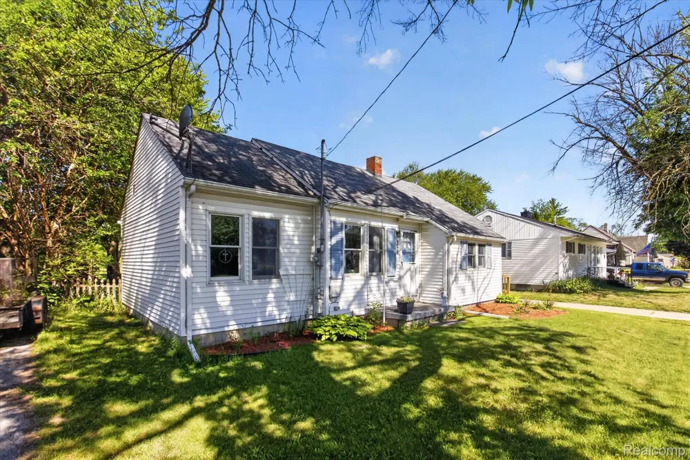 3005 Hanchett Street Carrollton Township, MI 48604