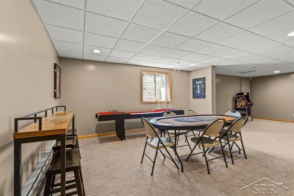 403 Shirewood Lane Midland City, MI 48642