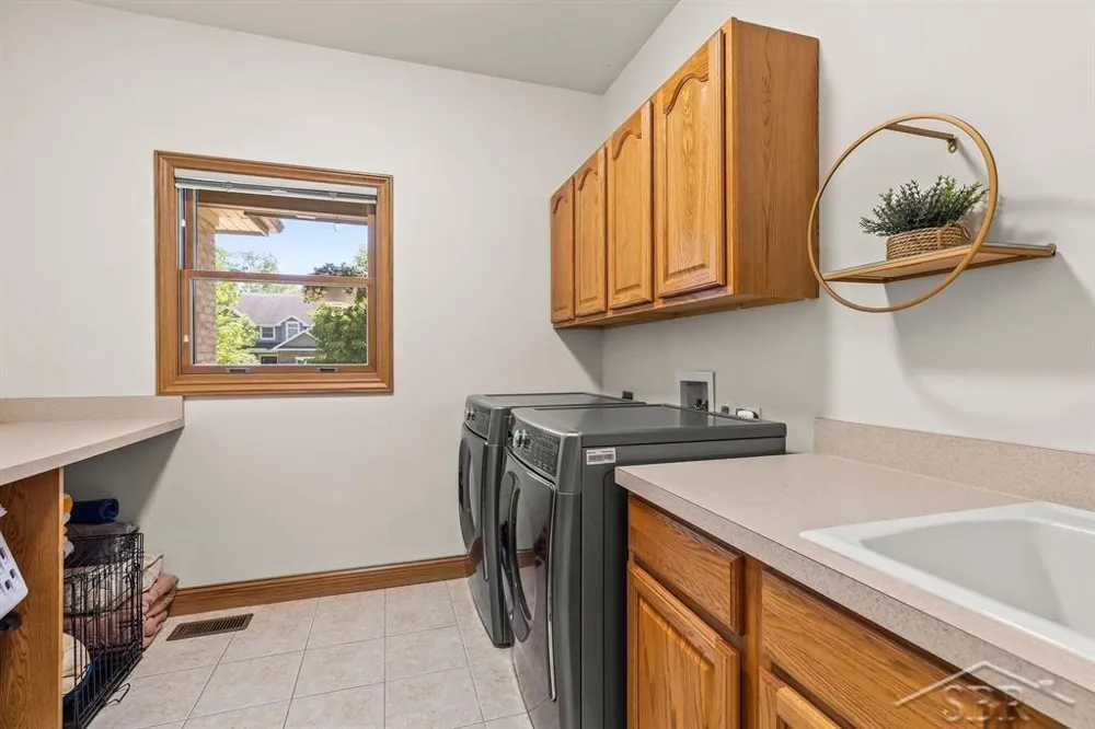 403 Shirewood Lane Midland City, MI 48642