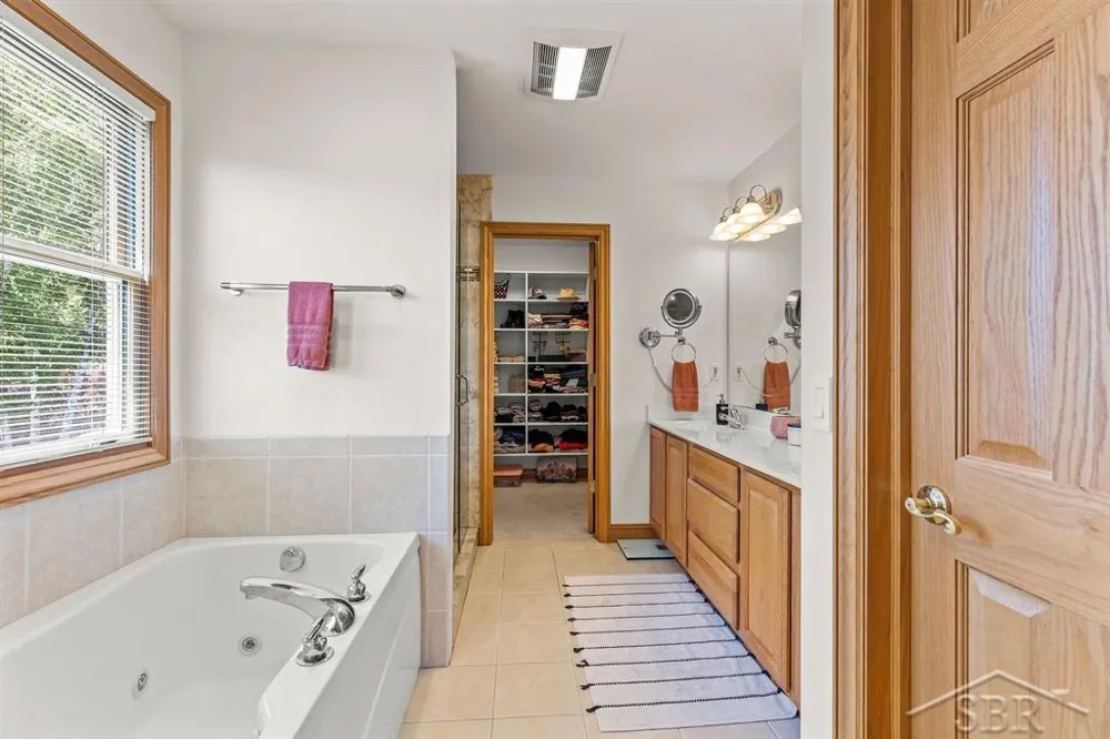403 Shirewood Lane Midland City, MI 48642