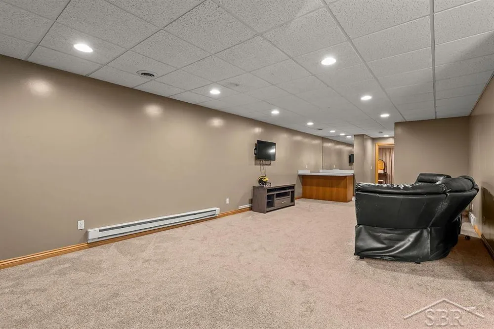 403 Shirewood Lane Midland City, MI 48642