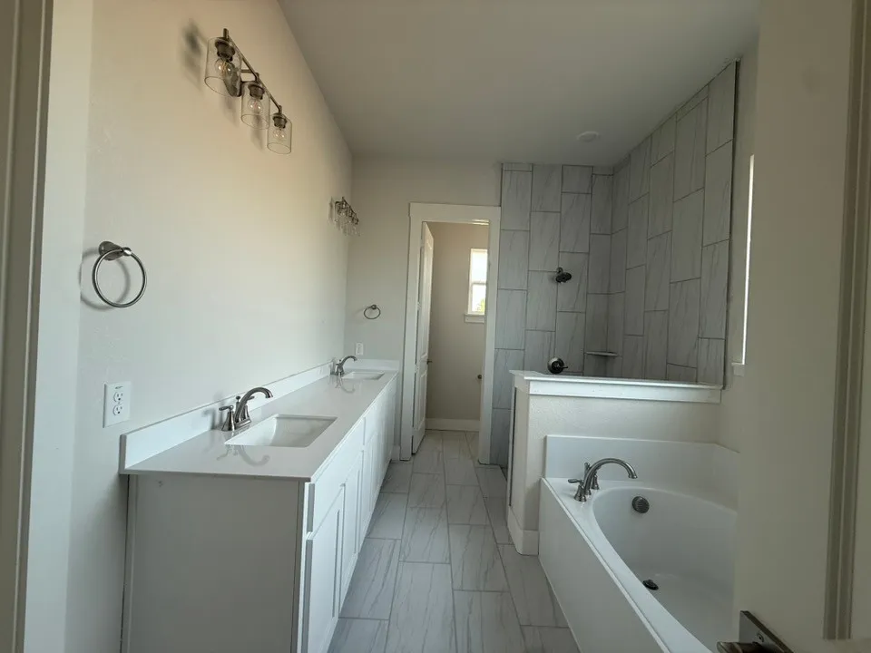 441 Texas Sage Trail Weatherford, TX 76085
