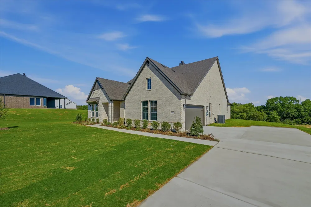 441 Texas Sage Trail Weatherford, TX 76085