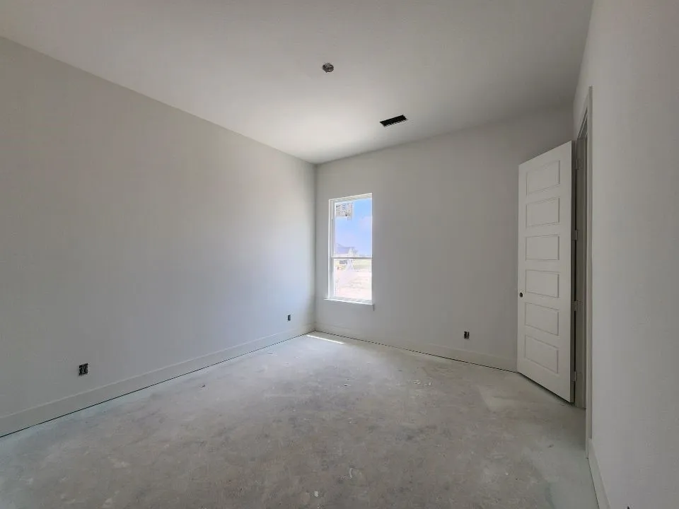 12417 Hornfels Drive Krum, TX 76249
