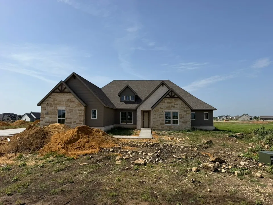 12417 Hornfels Drive Krum, TX 76249