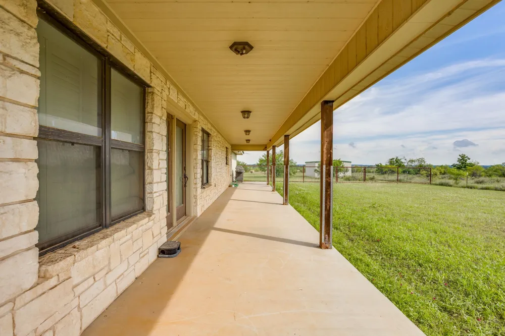 1053 Fm 503 Coleman, TX 76834