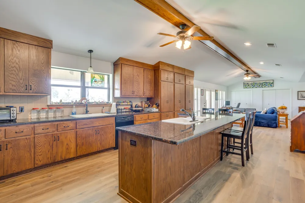 1053 Fm 503 Coleman, TX 76834