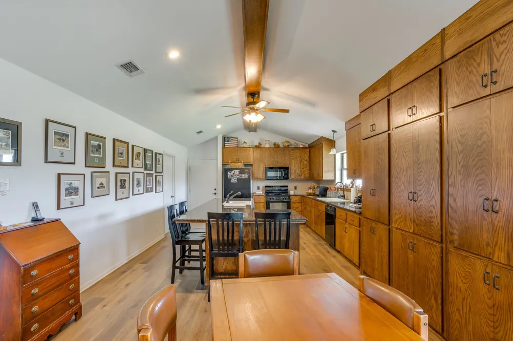 1053 Fm 503 Coleman, TX 76834