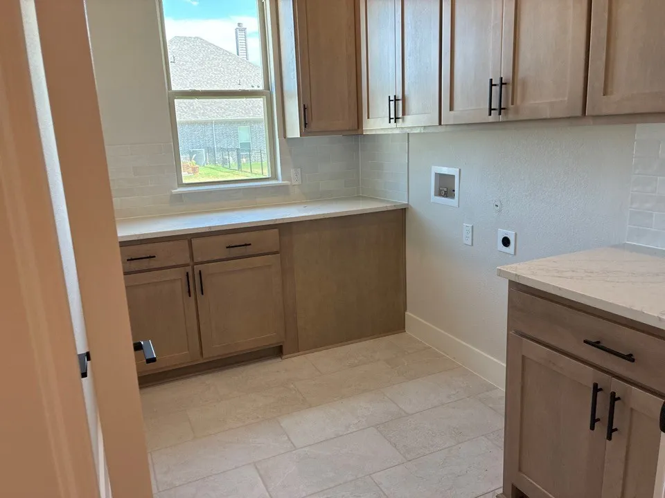 12409 Hornfels Drive Krum, TX 76249