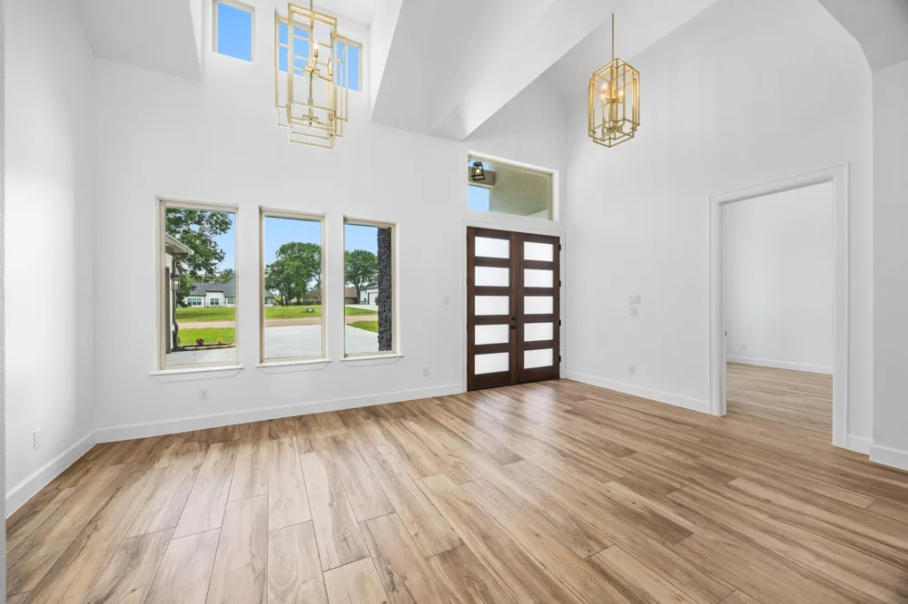 210 Birdie Dr Hempstead, TX 77445