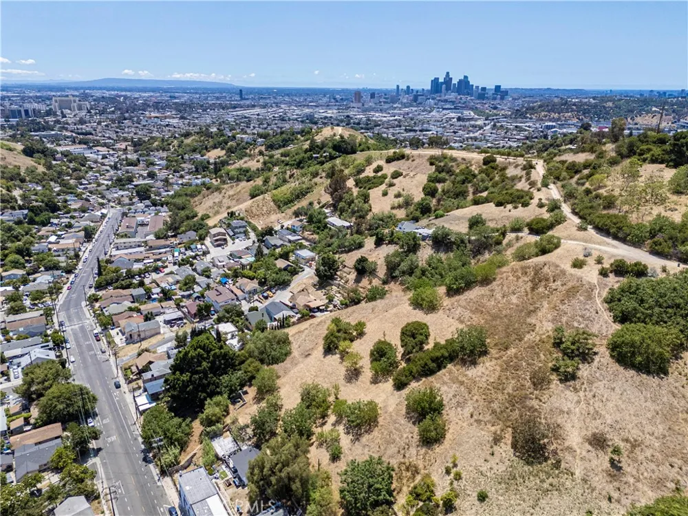 3317 Sierra Street Los Angeles, CA 90031